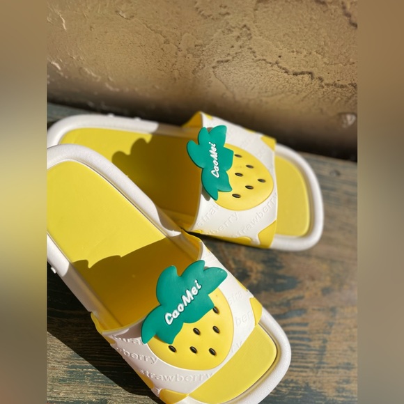 NWT NWT Summer Pineapple Flip Flops Non-Slip Big Kids Size 3.5US( (8.5’inch) - Picture 6 of 17